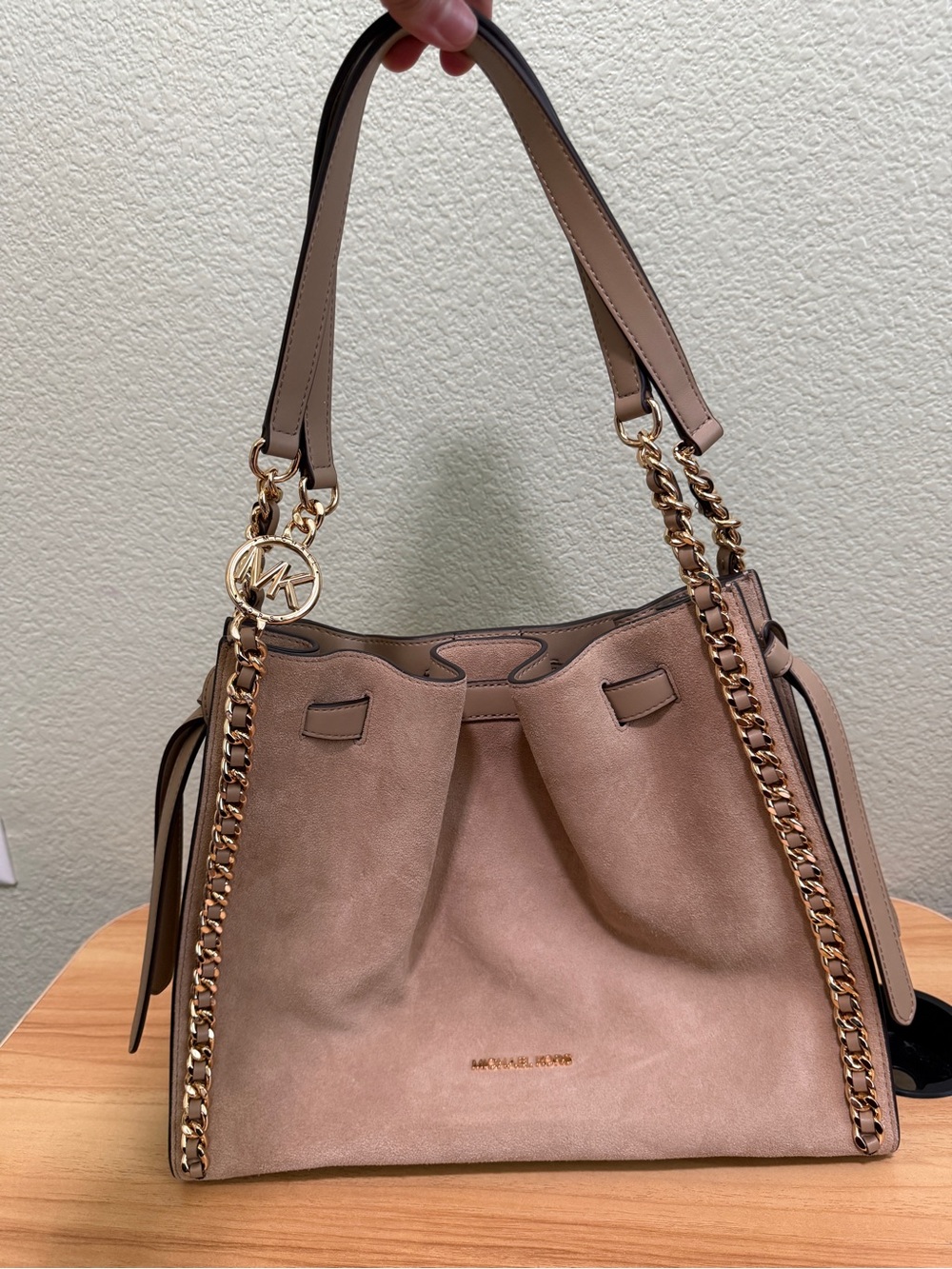 Michael Kors Mina Large Suede Chain Shoulder Bag - Picture 2 of 6